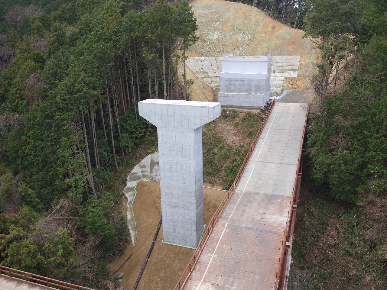 三隅・益田道路古市場第２高架橋下部第２