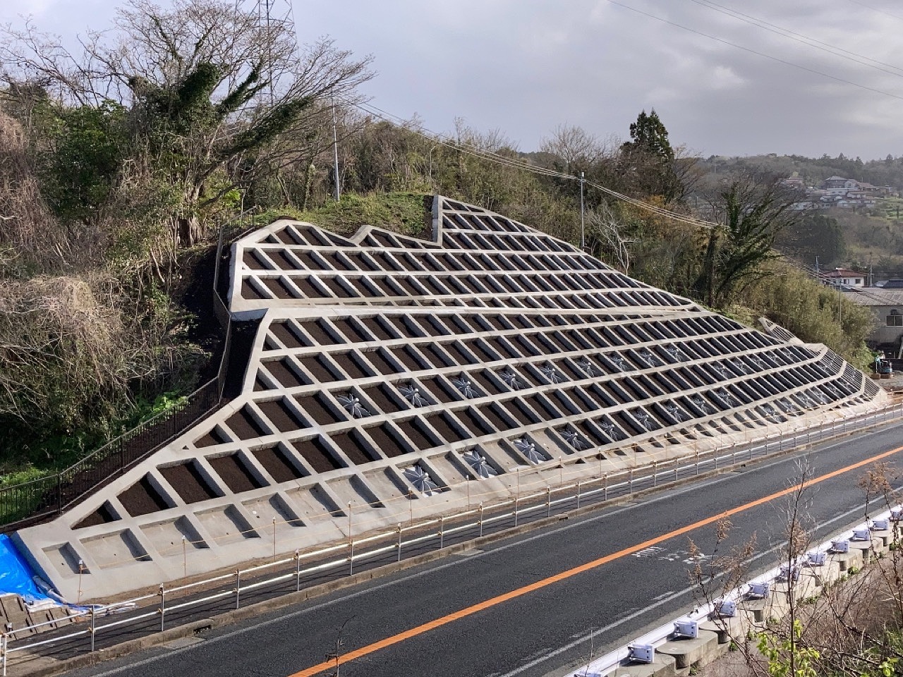 令和３年度国道９号熱田地区第２法面