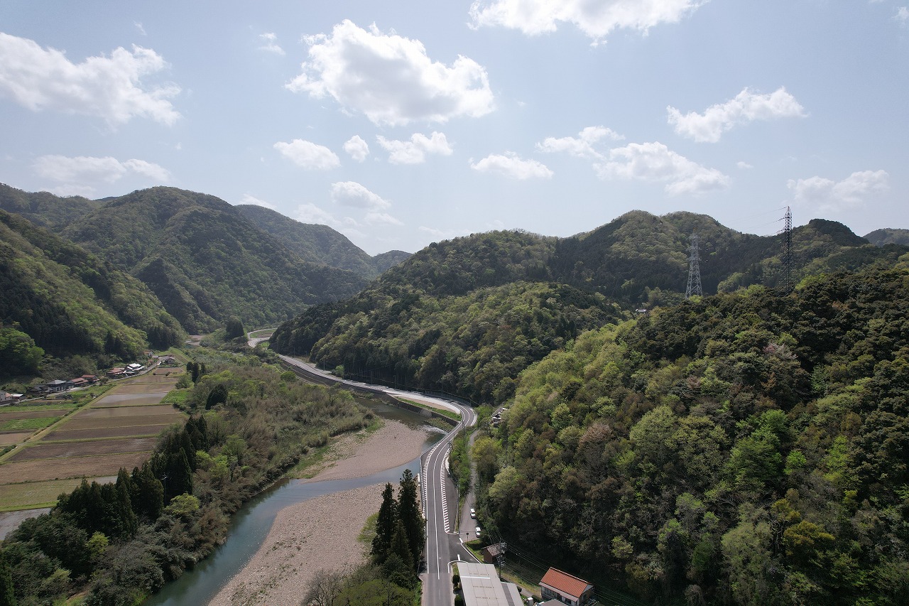 桜江金城線（市山工区）防安（改築）舗装（補正）